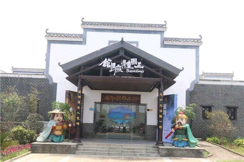 景區(qū)標(biāo)識(shí)設(shè)計(jì)中，內(nèi)部結(jié)構(gòu)布局應(yīng)該怎么做？